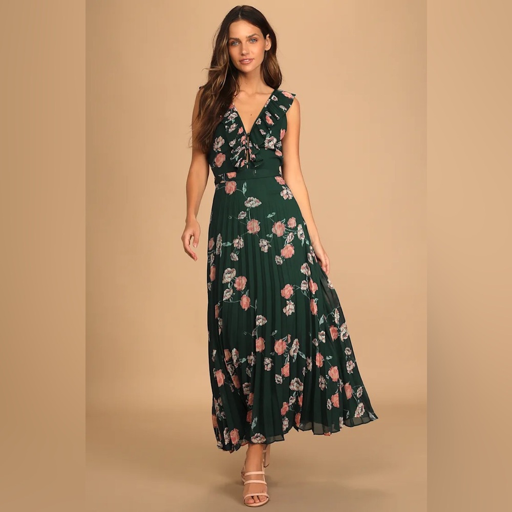 Lulus Loved By You Dark Green Floral Print Pleated Chiffon Maxi Dress